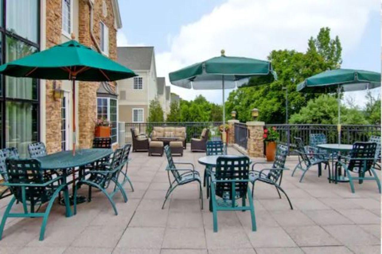 Homewood Suites By Hilton Stratford Bagian luar foto