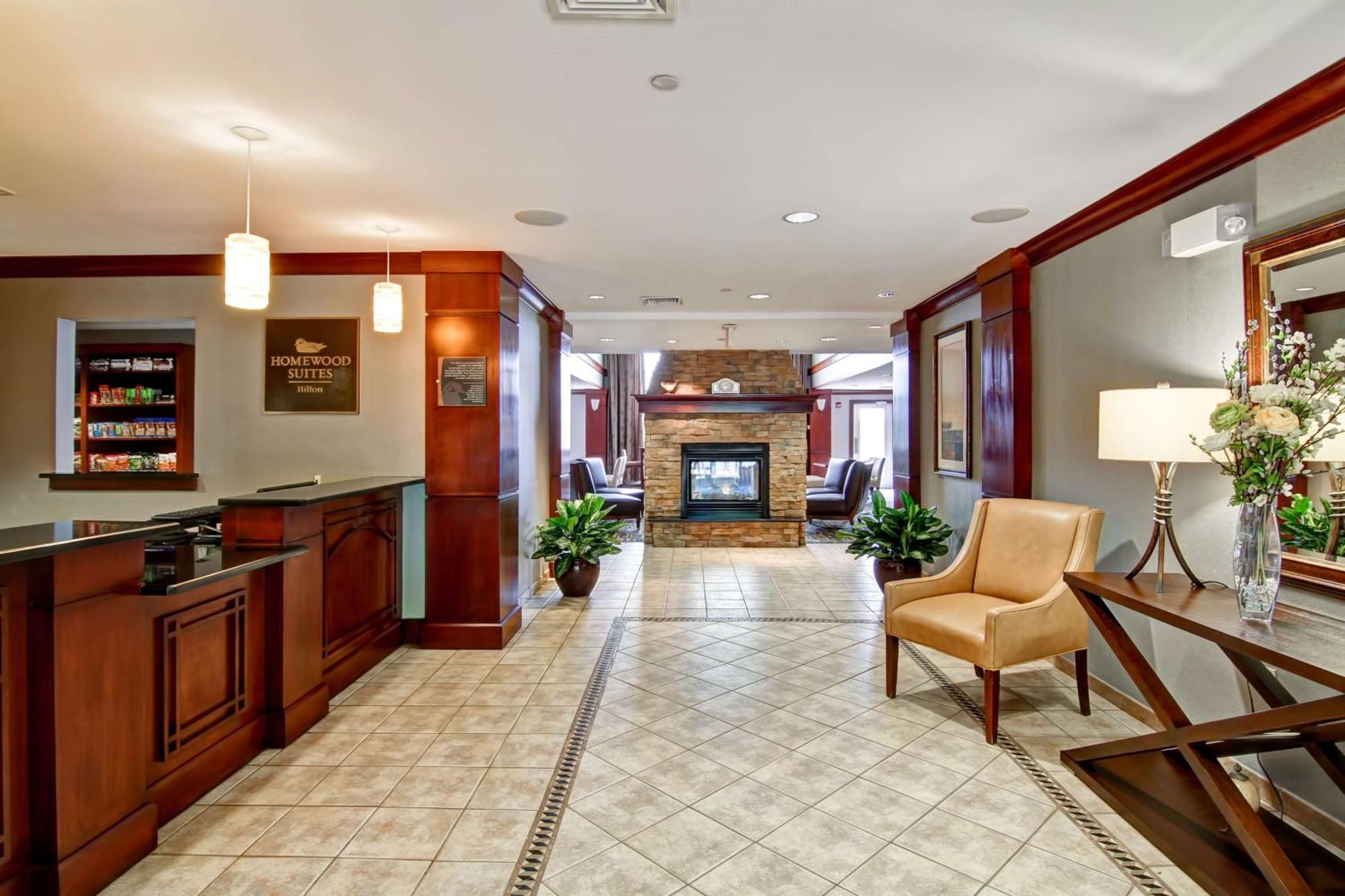 Homewood Suites By Hilton Stratford Bagian luar foto